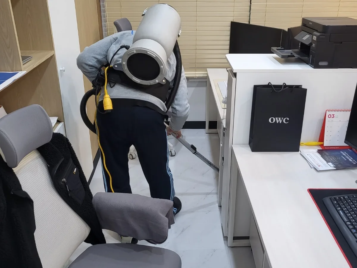 북구 고성동3가 매장 책상·집기 사무공간 위생청소 사례 - 행진크린
