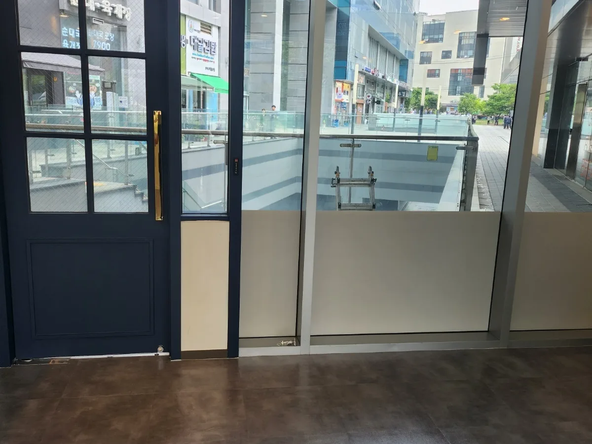 동구 미대동 점포 카운터 검사실 위생청소 사례 - 행진크린